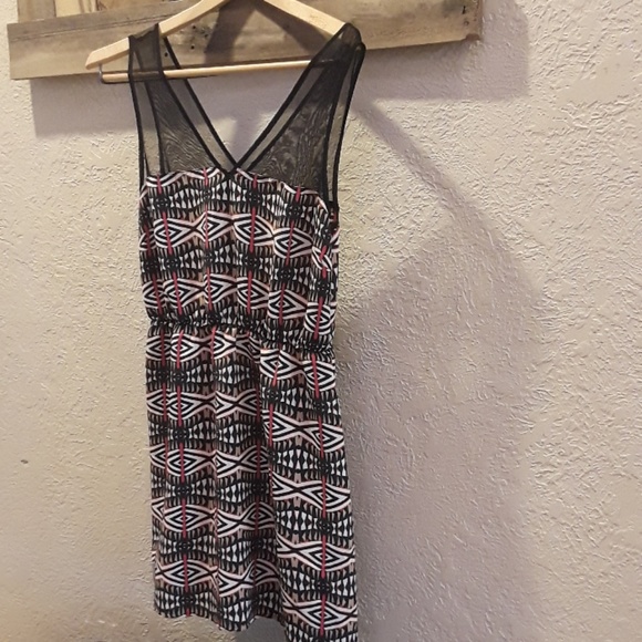 Beautiful Petticoat Alley Dress - Picture 2 of 3